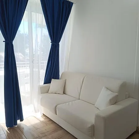 펜션 Solleone - 4b 파이스툼